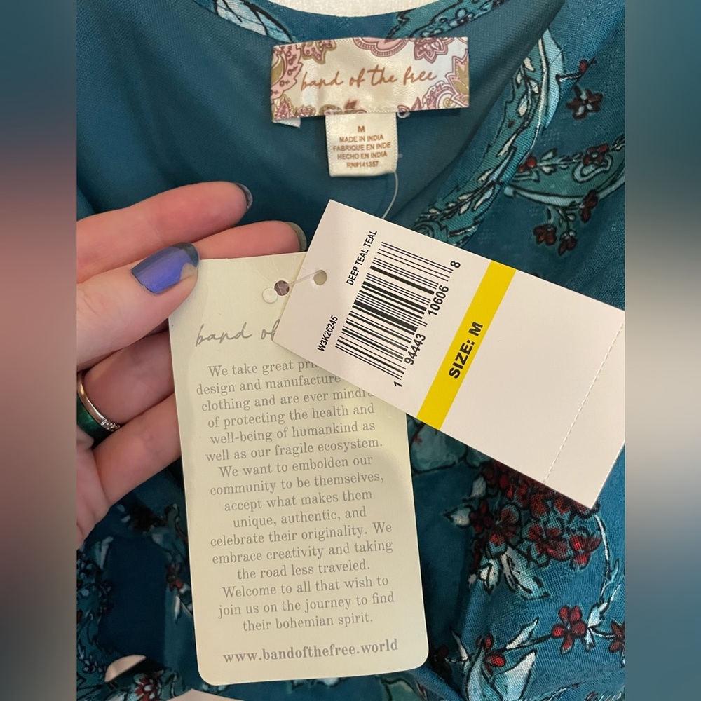 NWT Band of the Free Sybille Deep Teal Floral Wrap Crossover Crop Top Medium - Picture 6 of 7